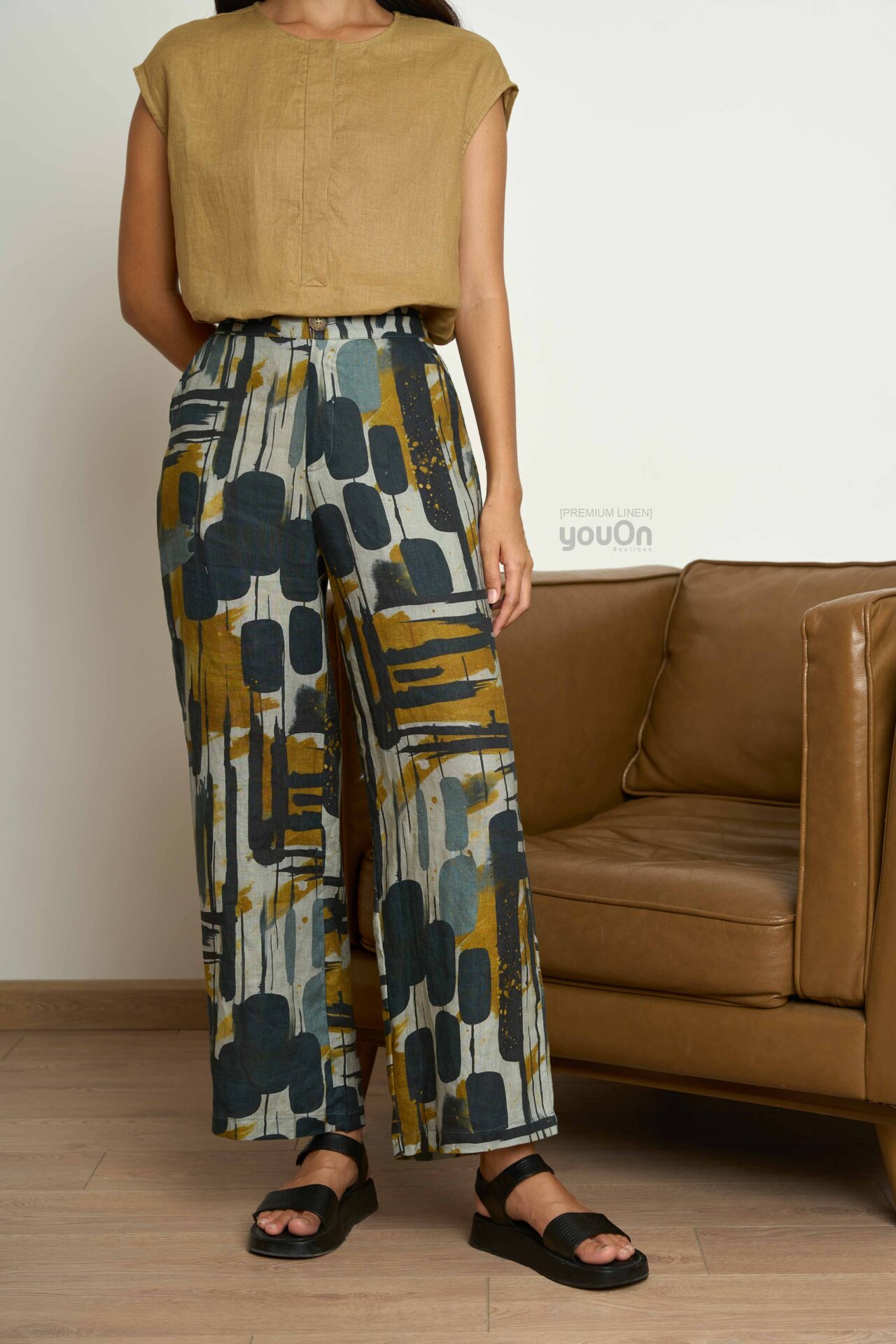 Áo Basic Olive, quần Tricky họa tiết sơn dầu (2)