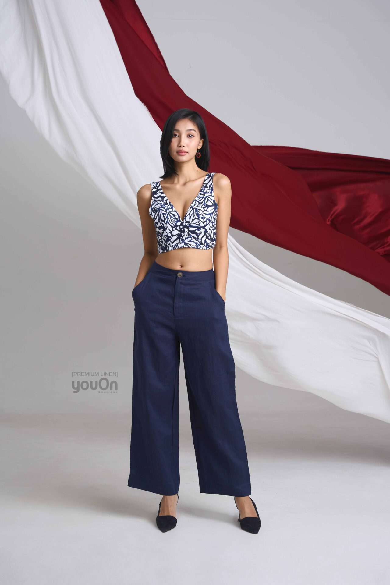 Decade Lily hoa sọc đen - Tricky xanh Navy (1)